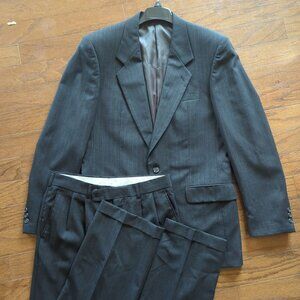 Cricketeer Men's Charcoal Single-Breasted 2 piece suit 43R 31x33